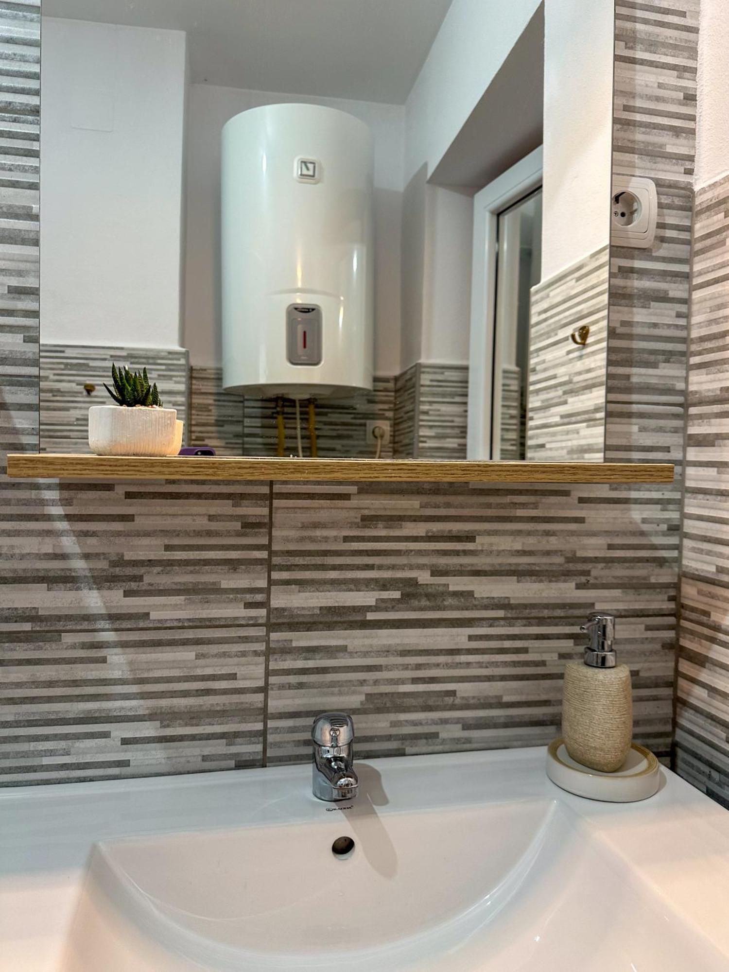 Serenity House Apartments Сибиу Стая снимка