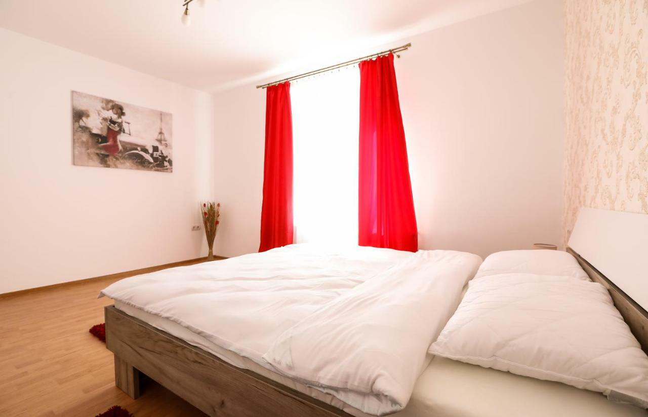Serenity House Apartments Сибиу Екстериор снимка